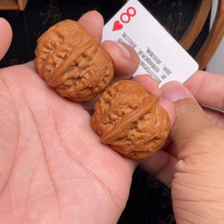 文玩核桃吊坠元宝边38肚40修尖