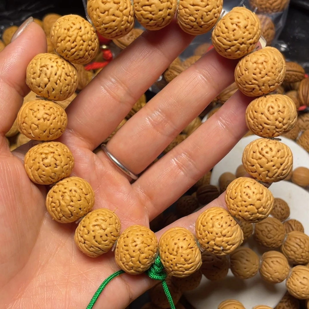 L***c桃木桃核手串19+王者南瓜