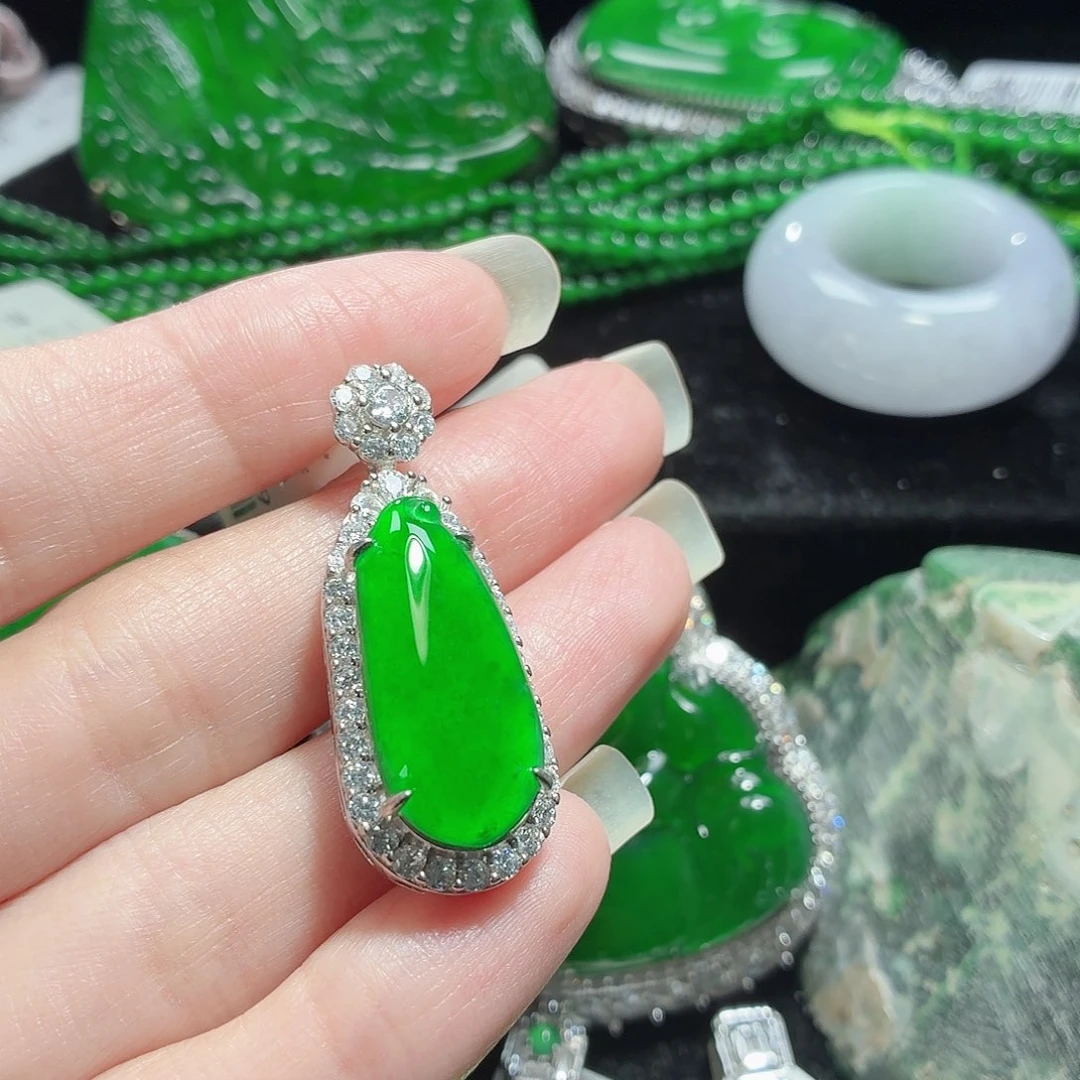 翡翠银S925镶嵌颈饰