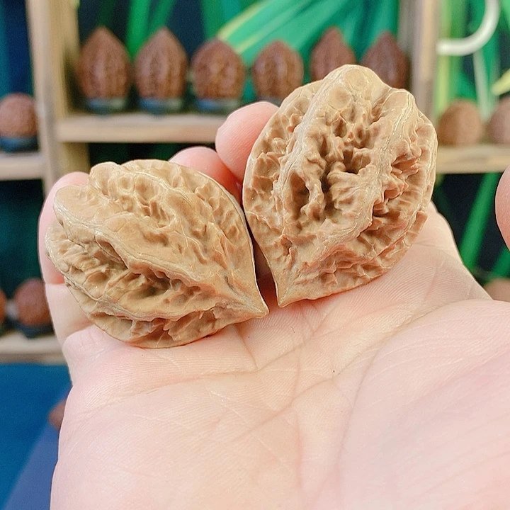 吊坠文玩核桃033红婵