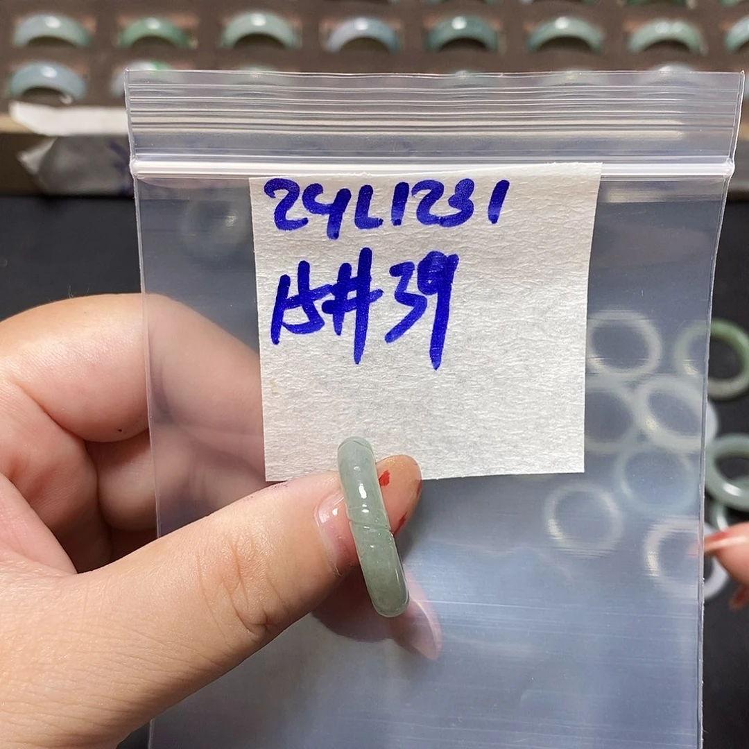 未镶嵌定制翡翠翡翠