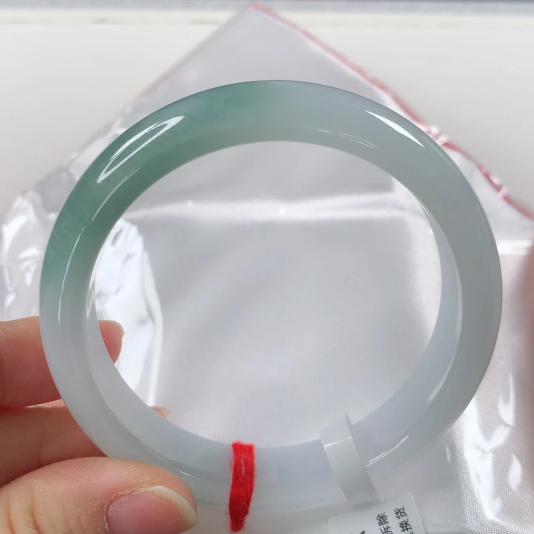 未镶嵌手镯翡翠261