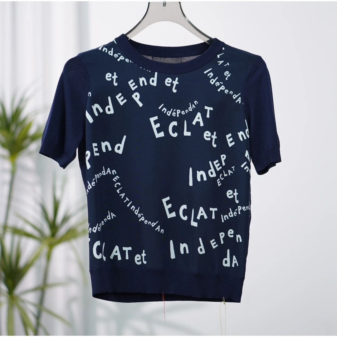 曼系列   S518  女装简约时尚针织衫藏蓝色