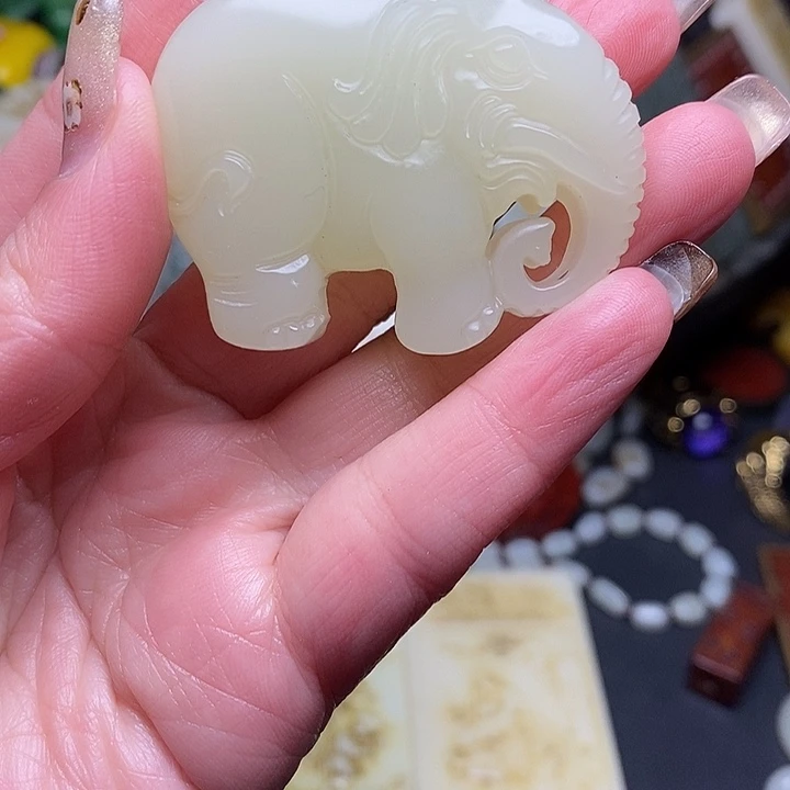 和田玉（糖玉）未镶嵌颈饰拼好物包邮到家