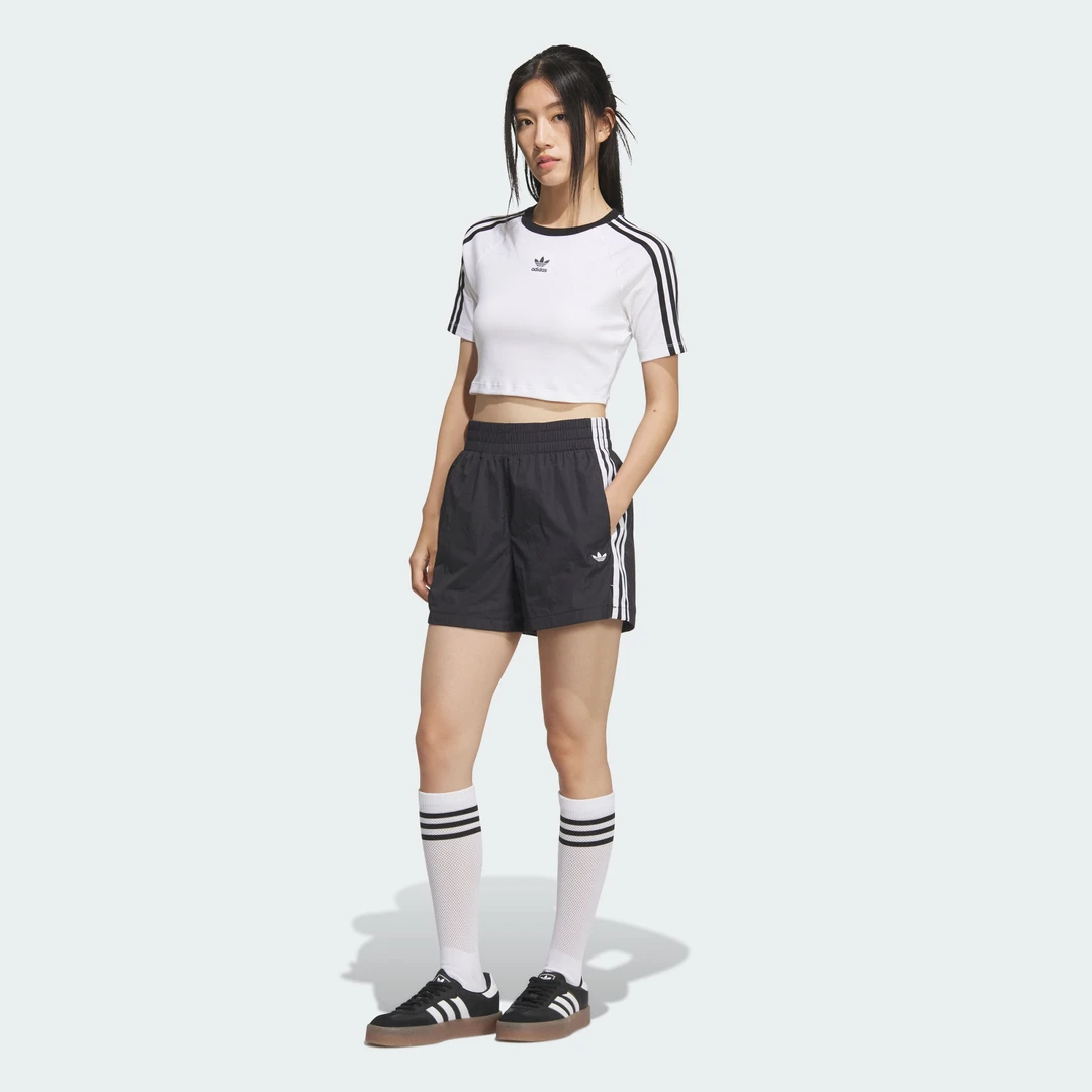adidas/阿迪达斯女子夏季时尚修身经典运动短裤KF0319