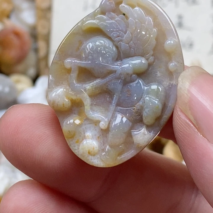 颈饰未镶嵌硅化珊瑚（珊瑚玉）小