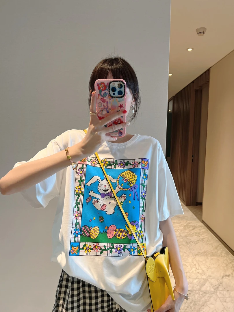 ◆张静芝 可爱减龄彩色兔子野餐印花时尚女生夏季白T恤