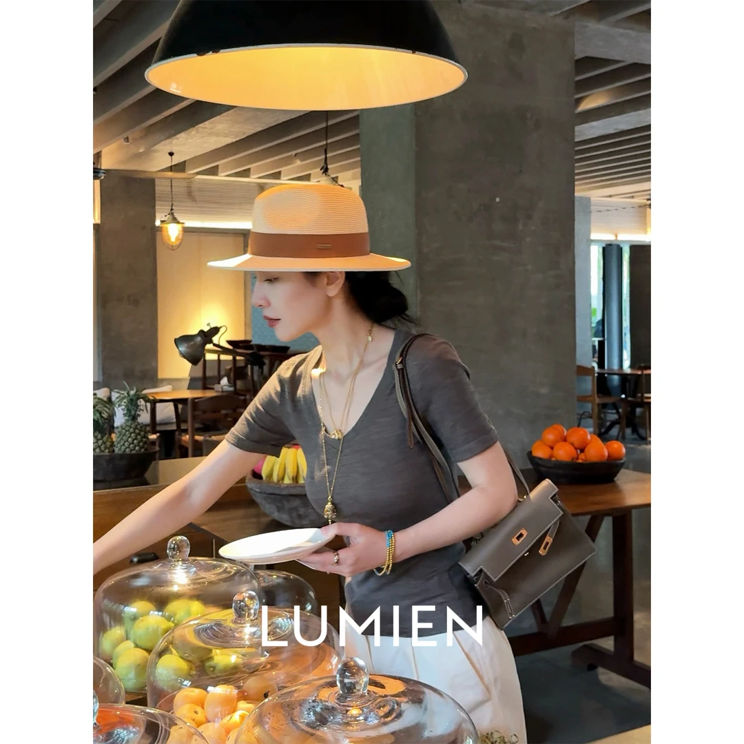 【LUMIEN】设计感纯色羊毛V领短袖T恤显瘦修身百搭上衣女LX5CTT005