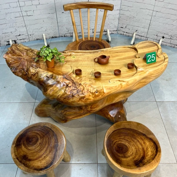 香樟木根雕艺术茶台（单桌）125长53宽60宽