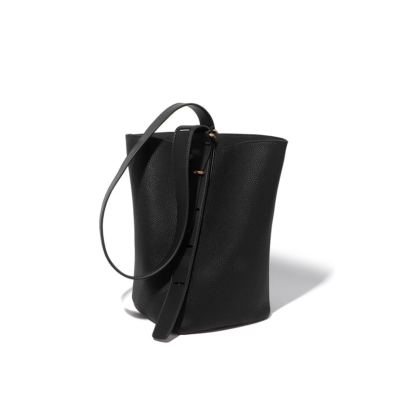 设计师头层牛皮流浪水桶包高级感单肩斜挎大容量慵懒女包-802黑色