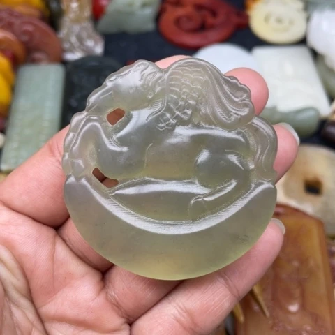 蛇纹石玉颈饰未镶嵌85