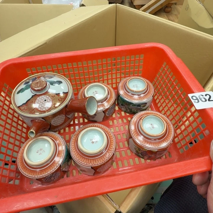 瓷片暗**影工艺品摆件瓷器摆件正能量