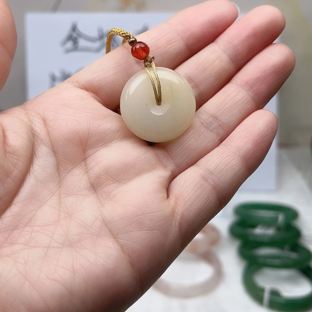 石英质玉未镶嵌颈饰金丝玉平安扣102