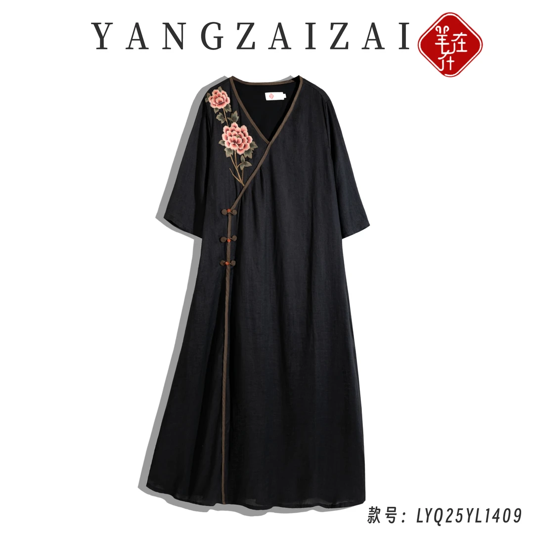 羊在在【匀红点翠】纯苎麻中式盘扣连衣裙刺绣改良旗袍LYQ25YL1409