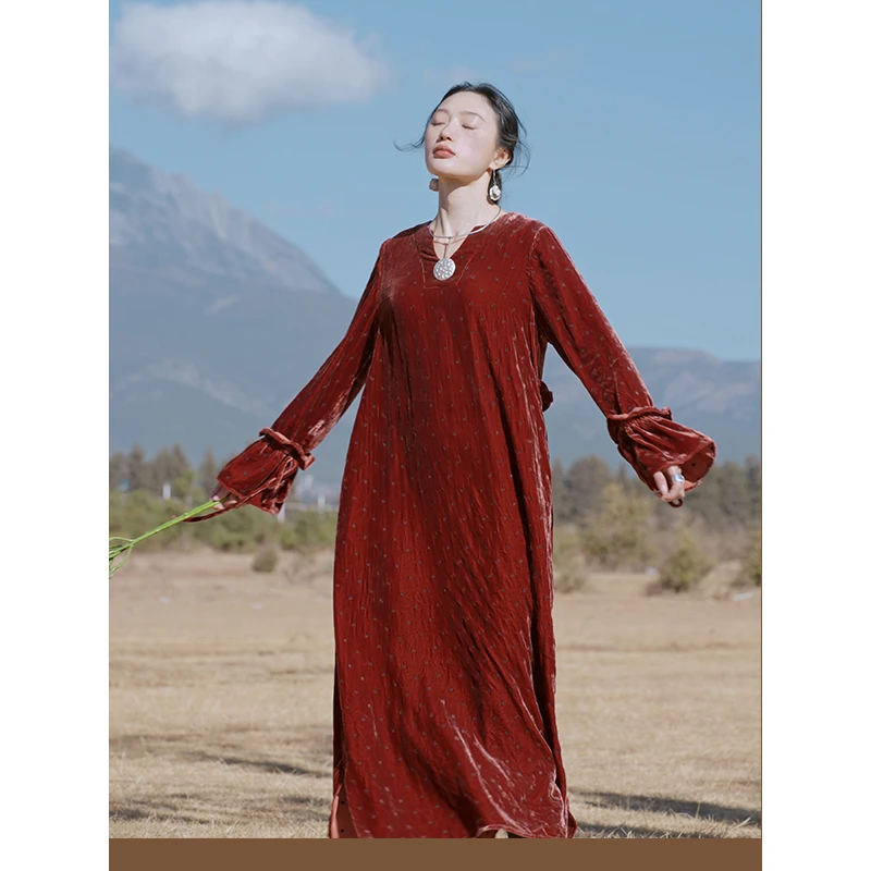 游尘衣物/鹿连衣裙