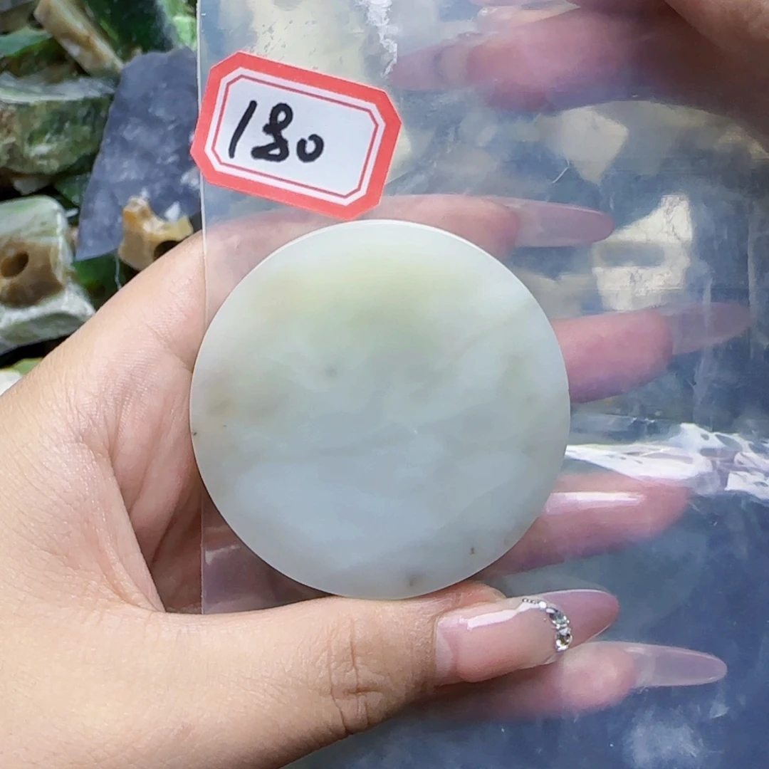 和田玉未镶嵌珠宝半成品