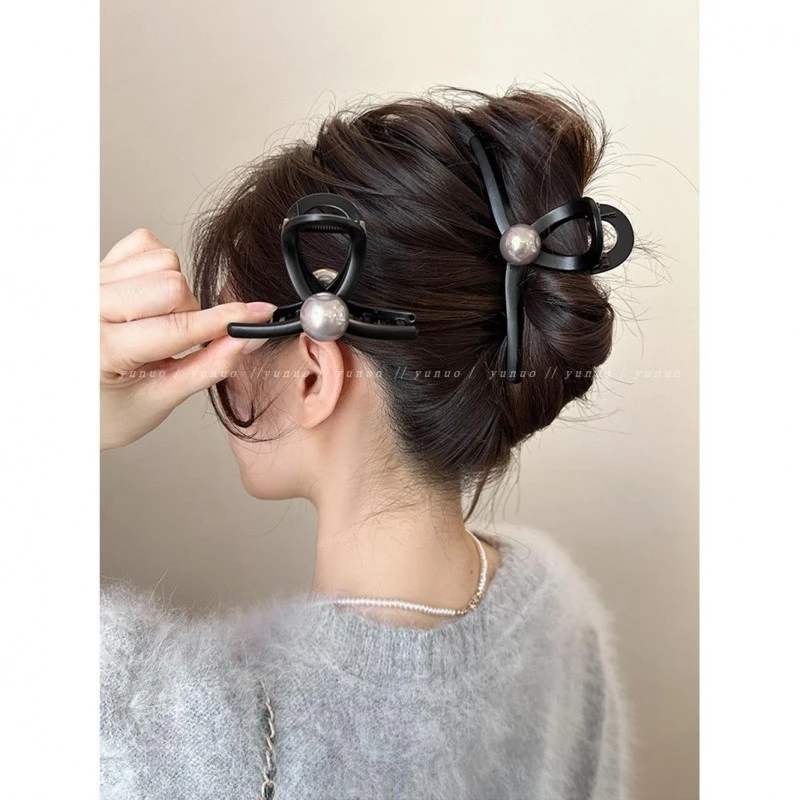新款新款高级感大号发夹后脑勺鲨鱼夹子简约气质黑色灰珍珠抓夹女