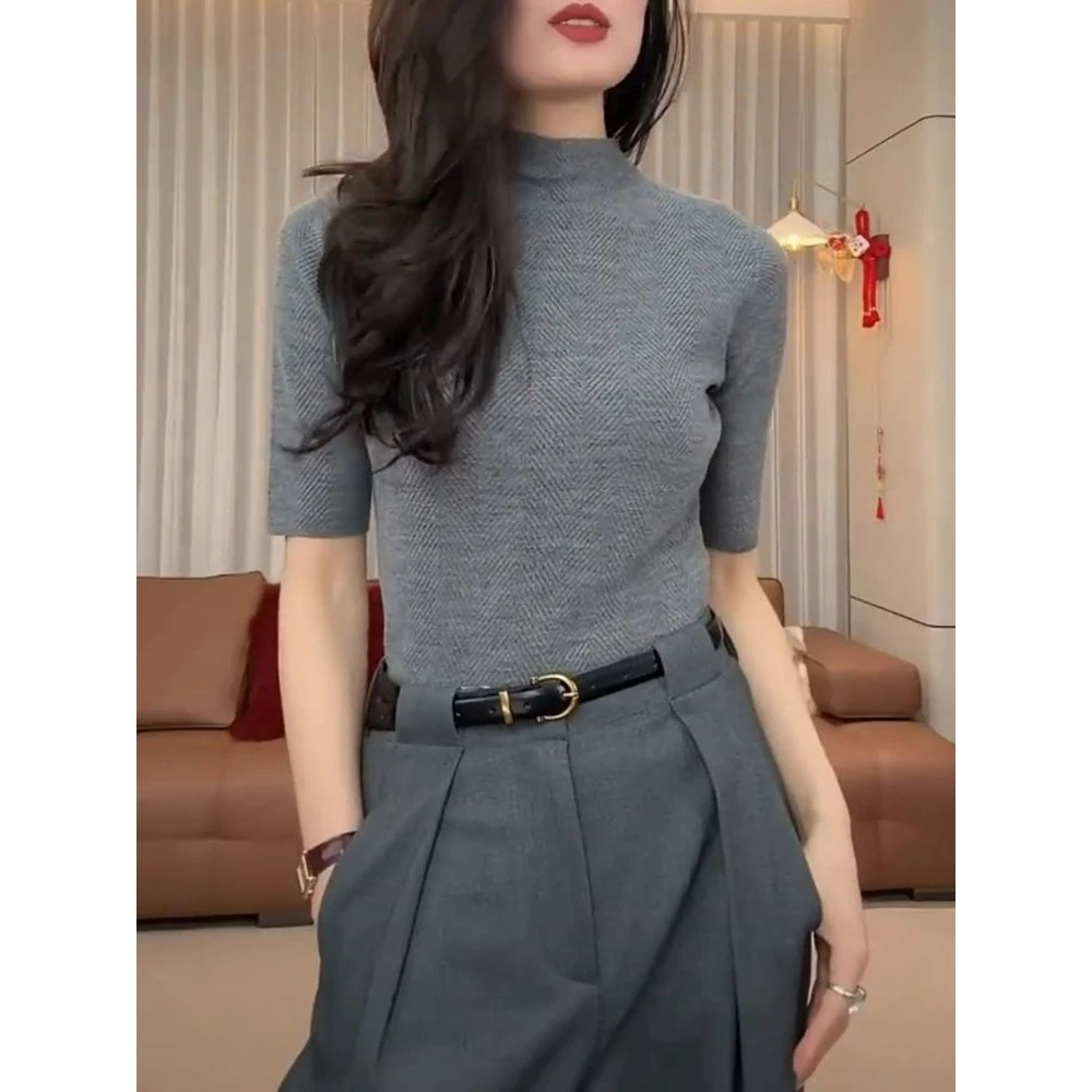 鱼骨纹中袖灰色针织衫女早春五分袖打底衫2025年新款修身显瘦上衣