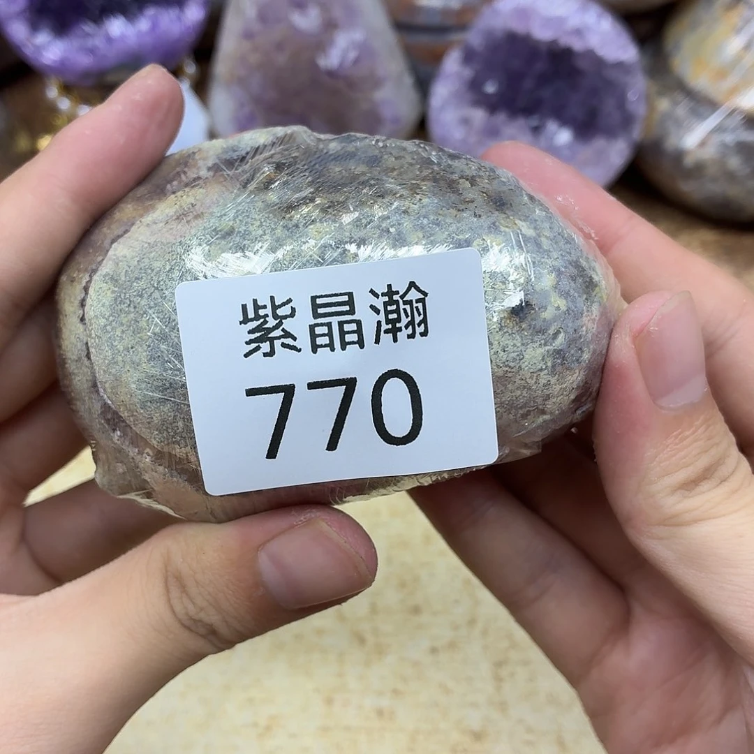 香***儿未镶嵌水晶大型摆件（非配饰）