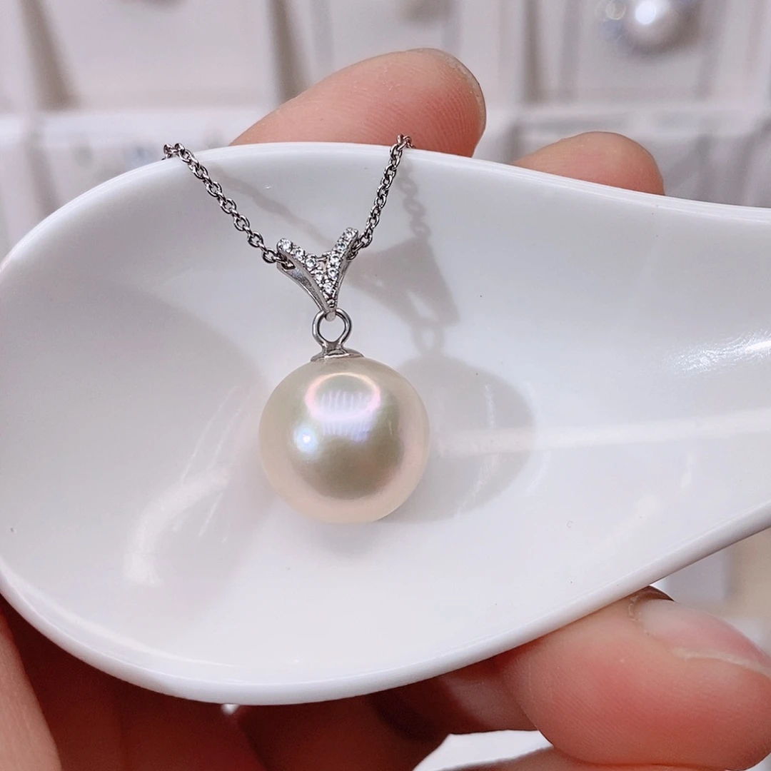 颈饰银S925镶嵌淡水珍珠