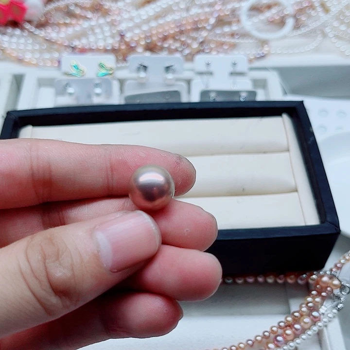 未镶嵌淡水珍珠耳饰