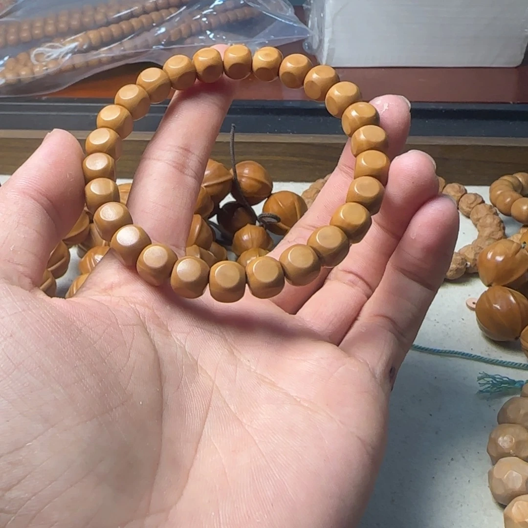 吊坠猴头核桃大面六方精工