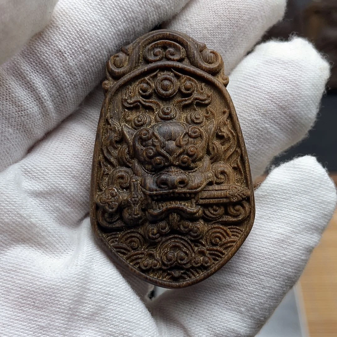 沉香木吊坠阿****?芽庄绿奇