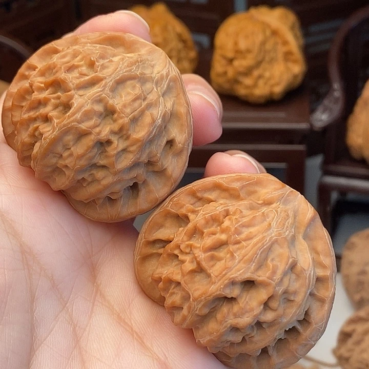 无***果木质类宫灯狮子头42