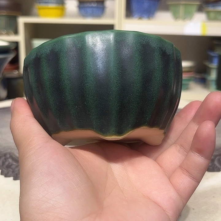 紫砂花盆瑕疵5-10.5，。