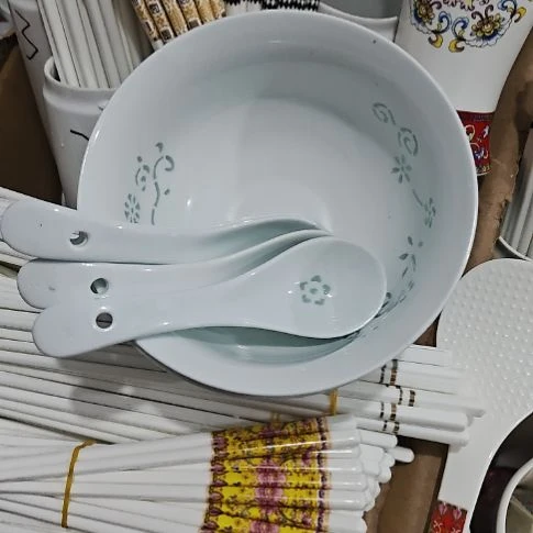 瓷玲珑青色福字面碗2个小勺4个微瑕疵