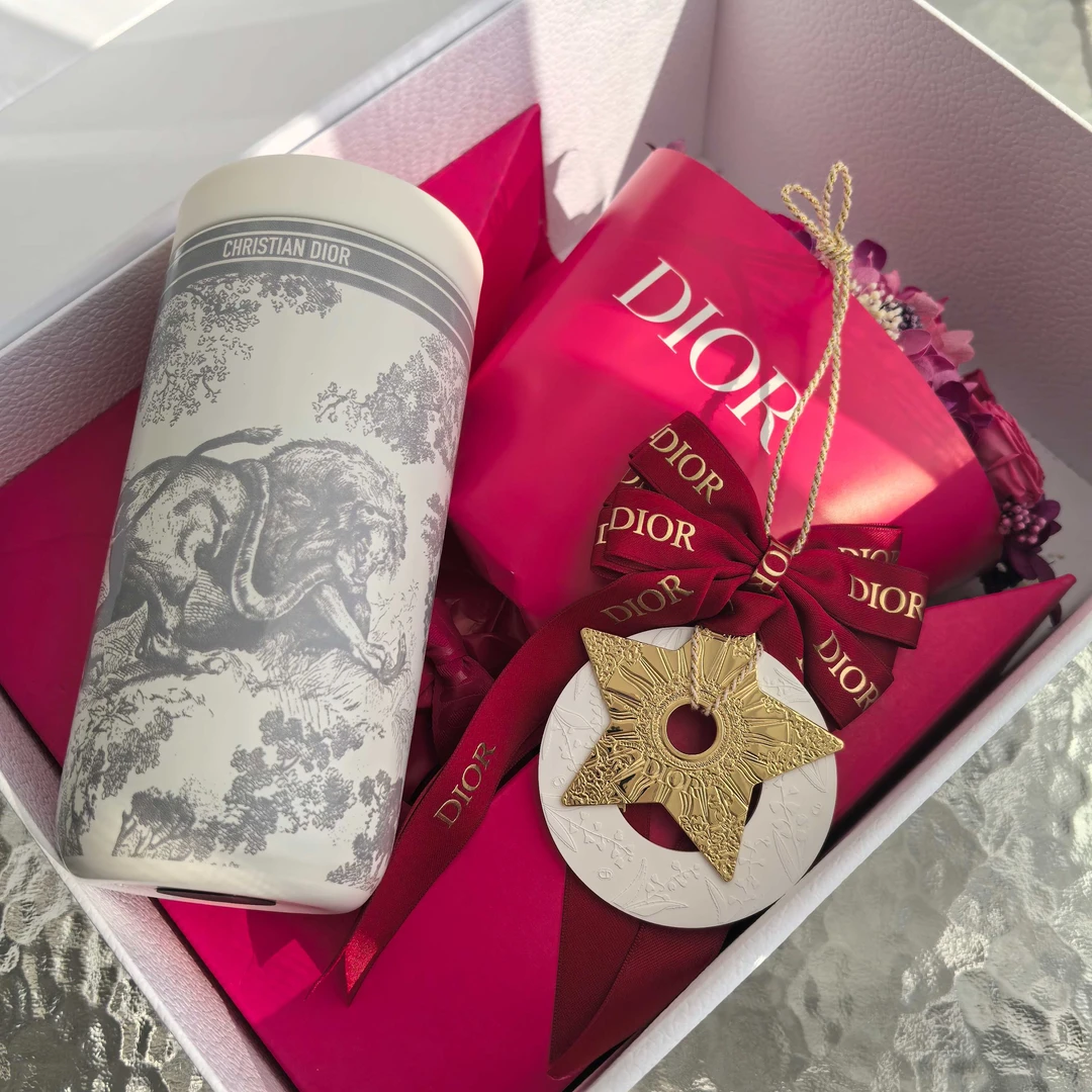 未使用 DIOR/迪奥 丛林系列保温杯三件套+Dior永生花+车挂 165749