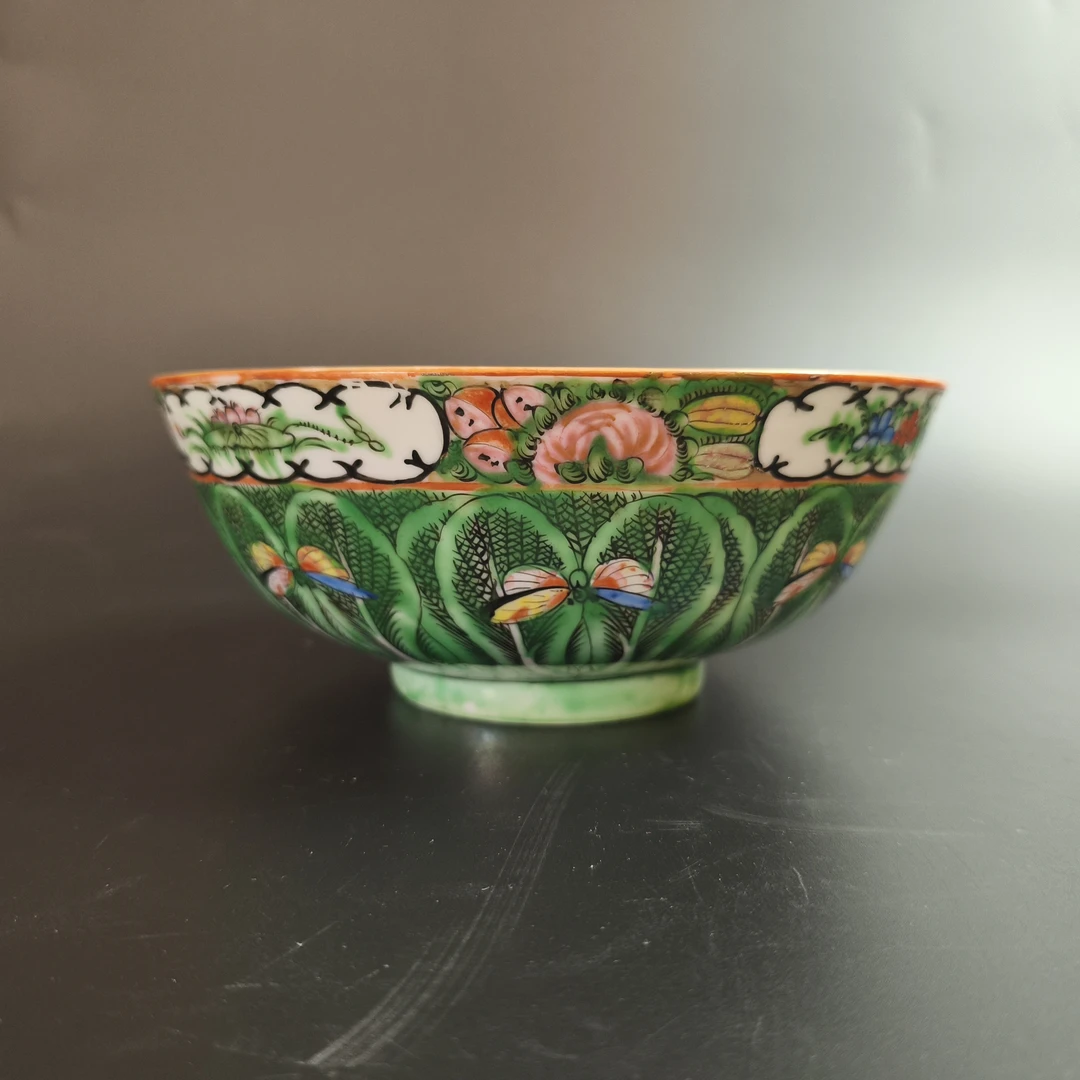 25072882民国粉彩百财花卉碗 直径17.7cm A0556