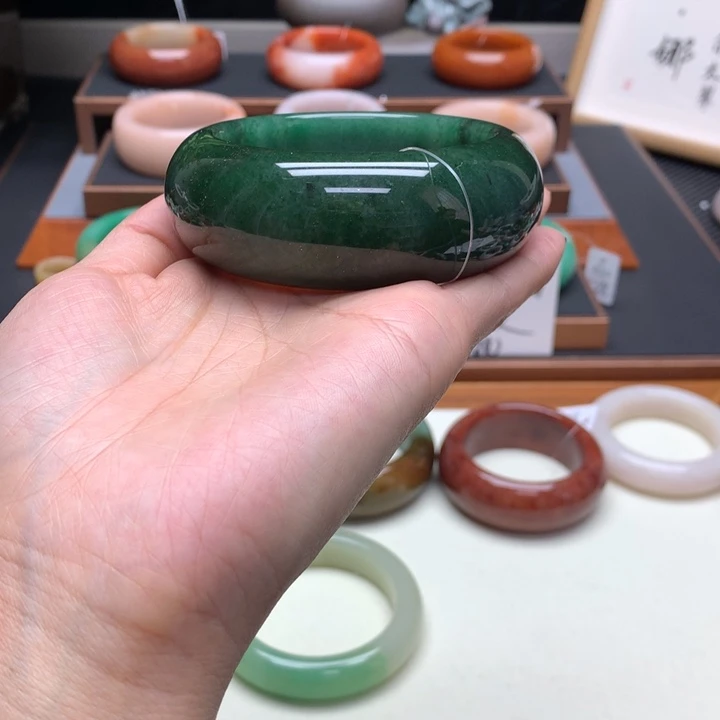 买***帅石英质玉（非洲翠）合金佘太翠