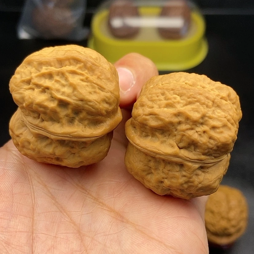 【闪购商品】把件文玩核桃38尺方尊金蟾
