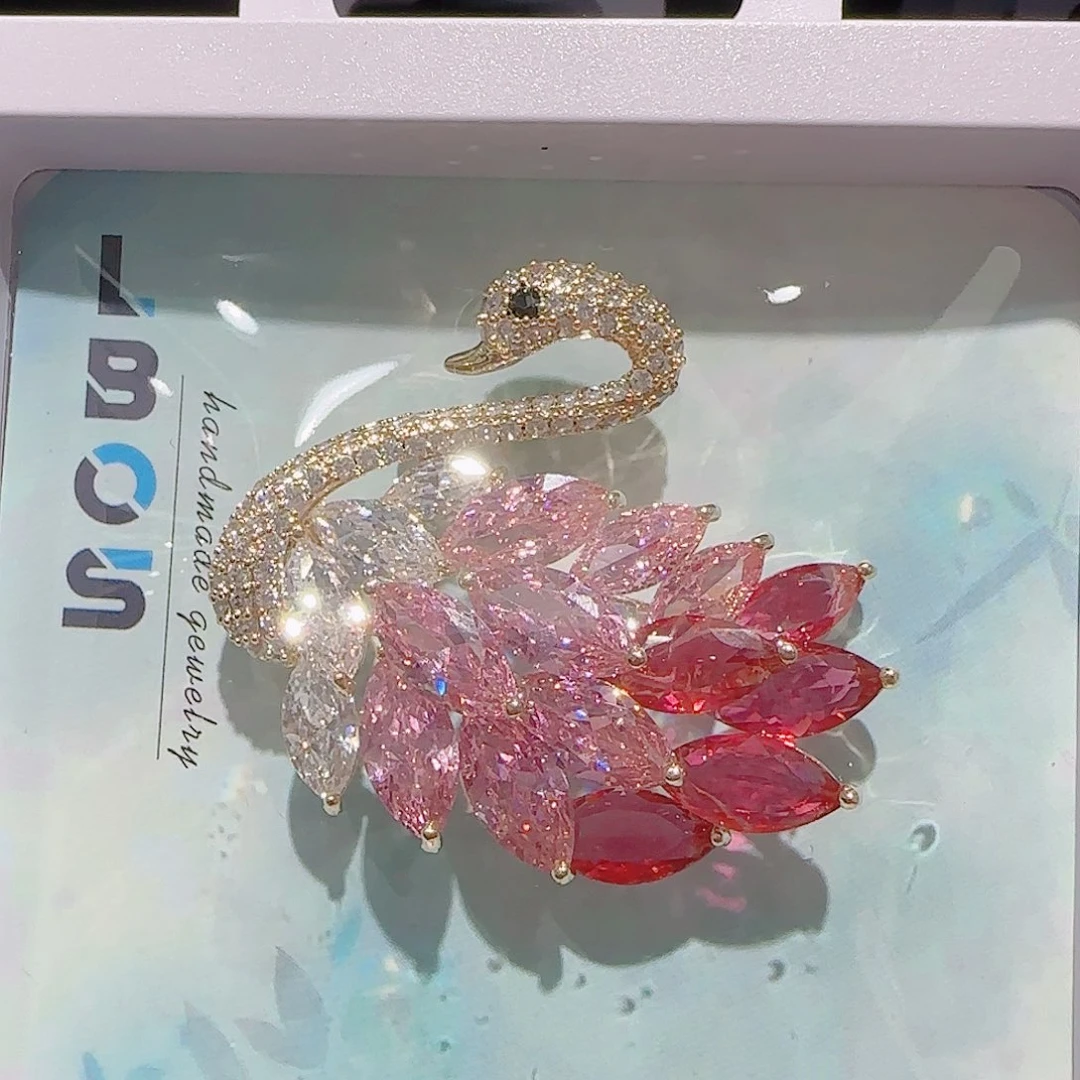 锆石铜合金925银胸针