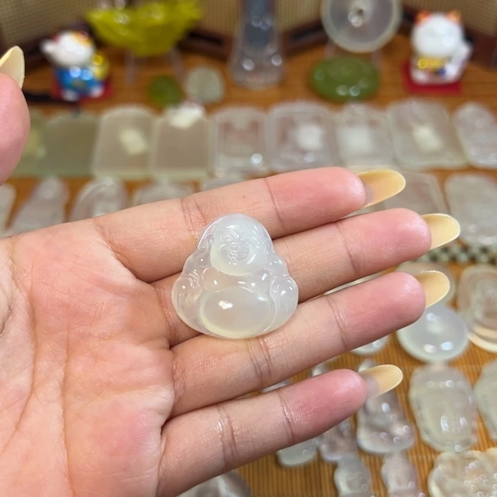 岫玉未镶嵌岫玉白冰挂件肚佛
