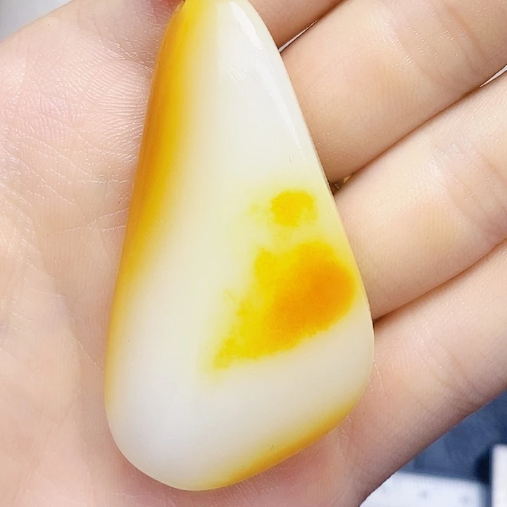 和田玉未镶嵌挂件梁*军