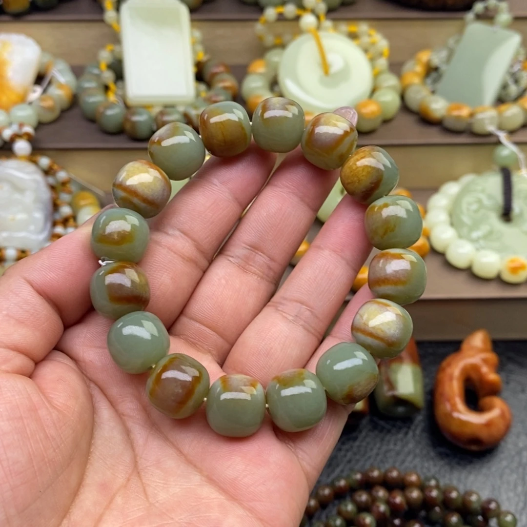 透闪石质玉未镶嵌手串