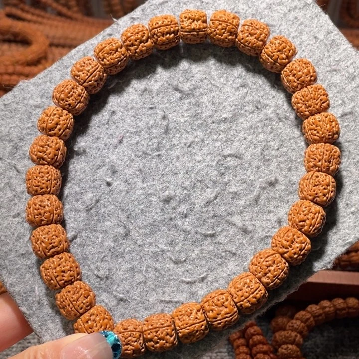 吊坠金刚菩提精工藏士大尺寸盘龙手持