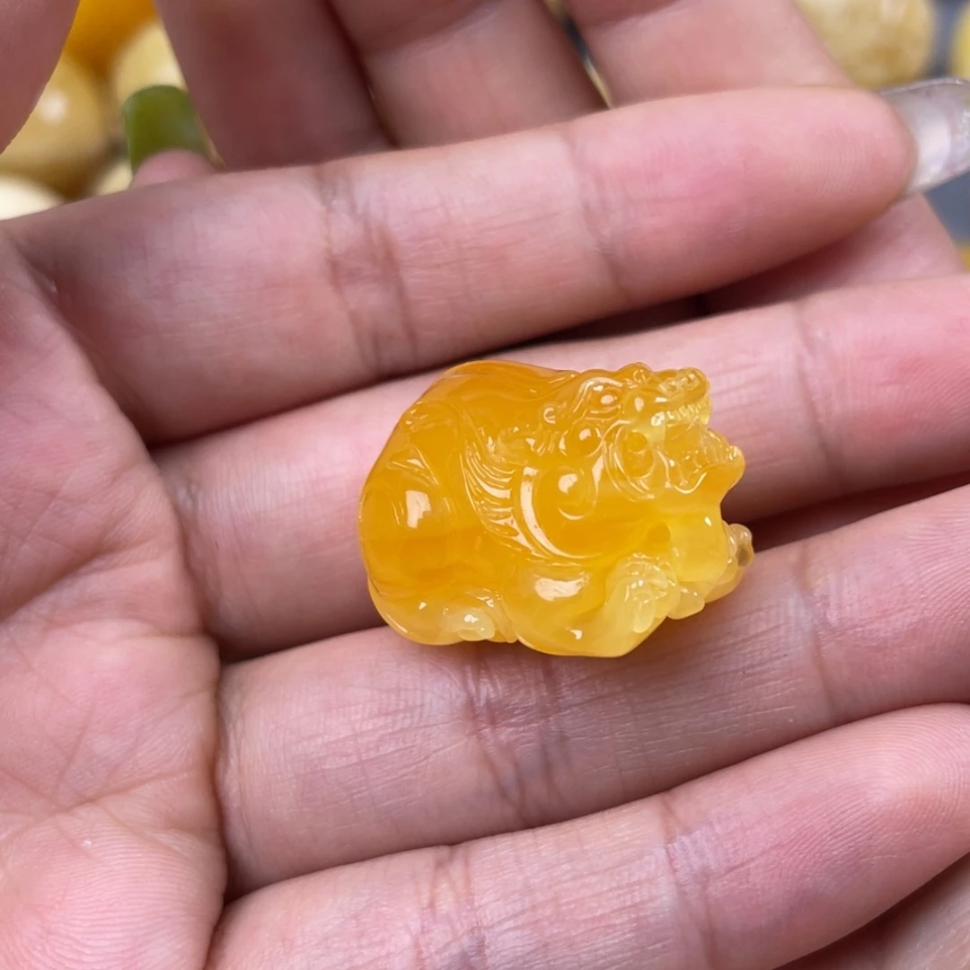 未镶嵌蜜蜡珠宝奇石