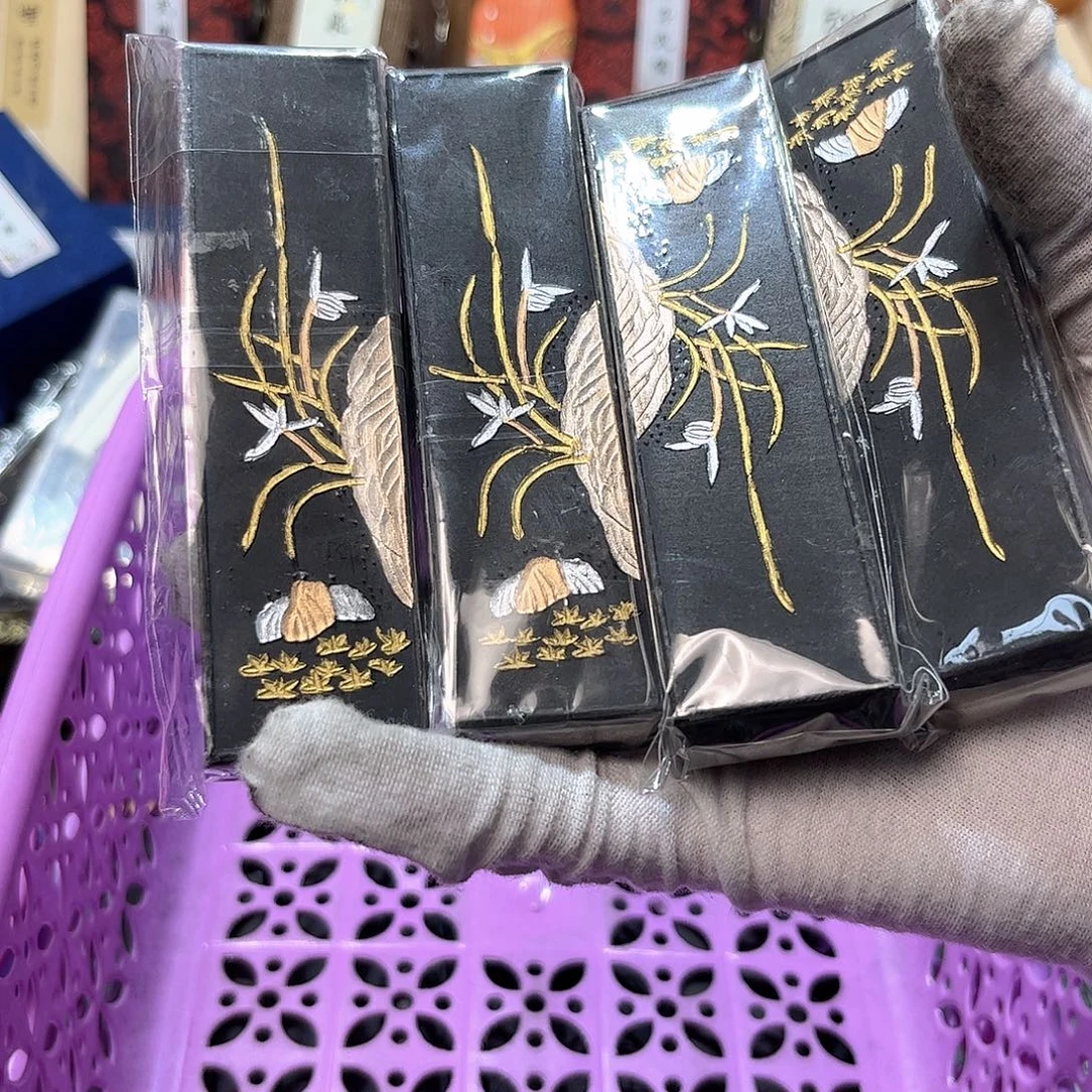 4个哈哈哈哈哈哈哈哈哈