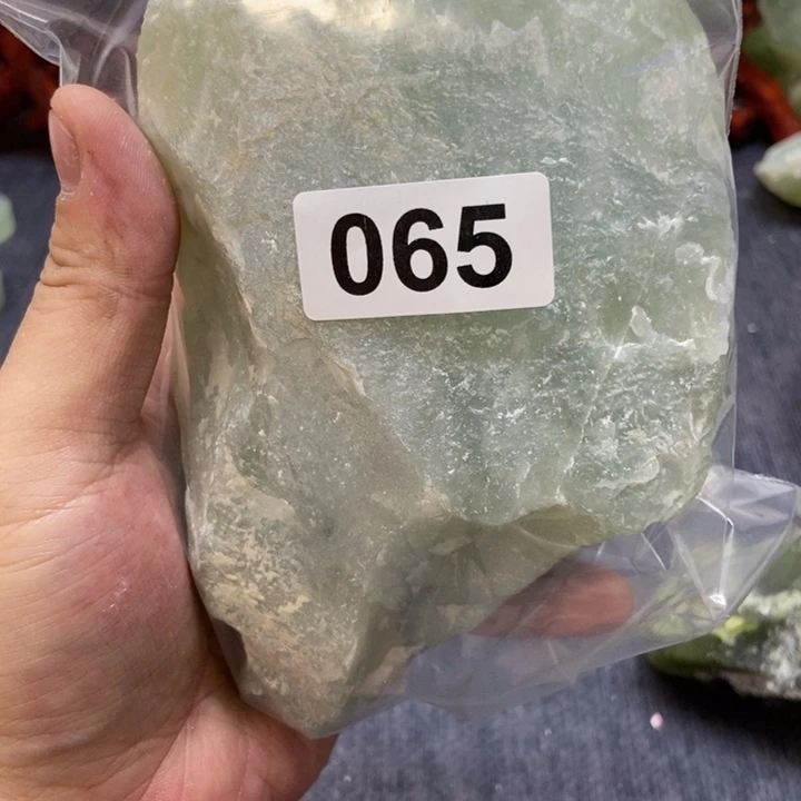 蛇纹石玉未镶嵌岫玉原石精品毛料