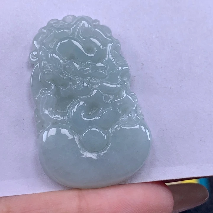 颈饰未镶嵌翡翠龙牌吊坠