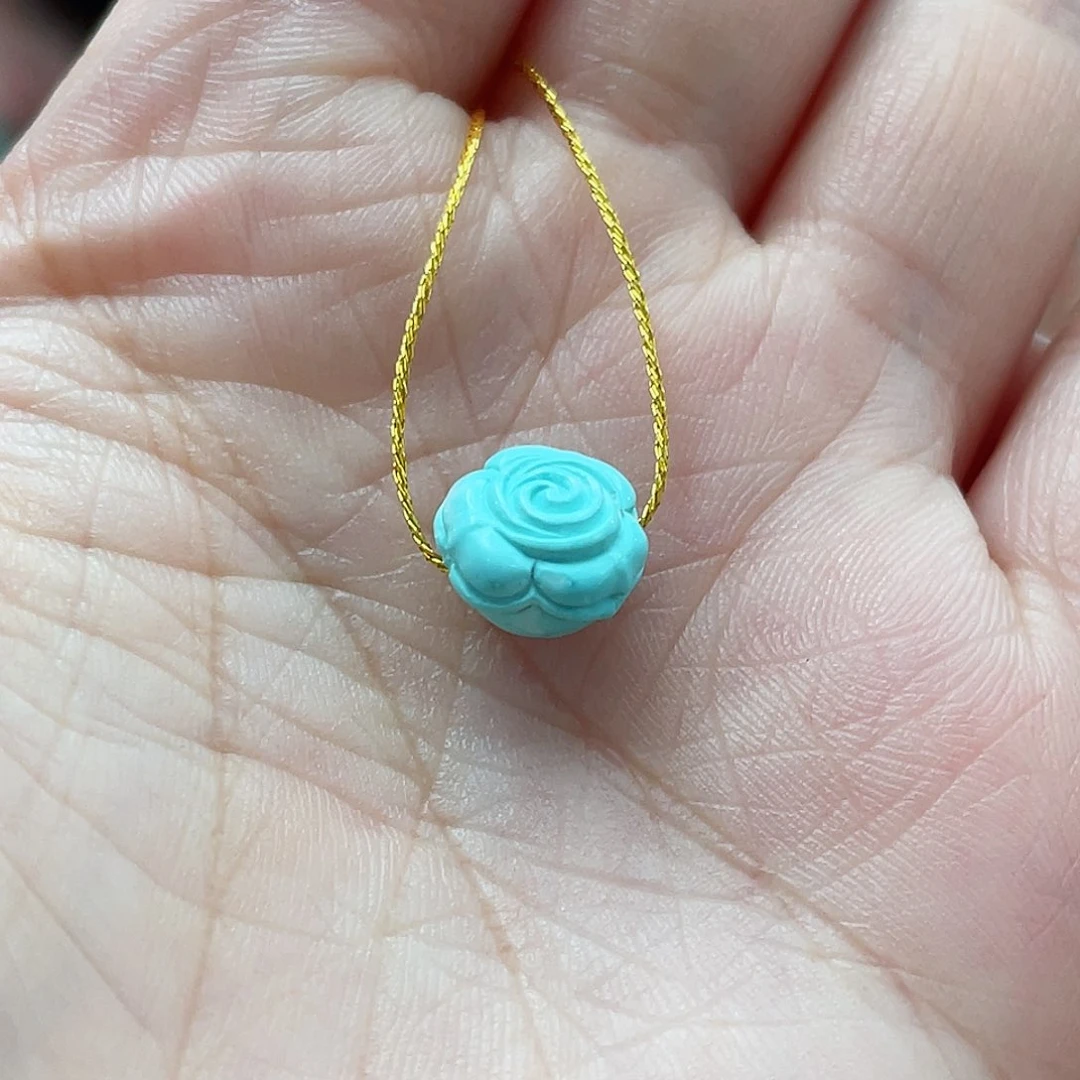 绿松石颈饰未镶嵌