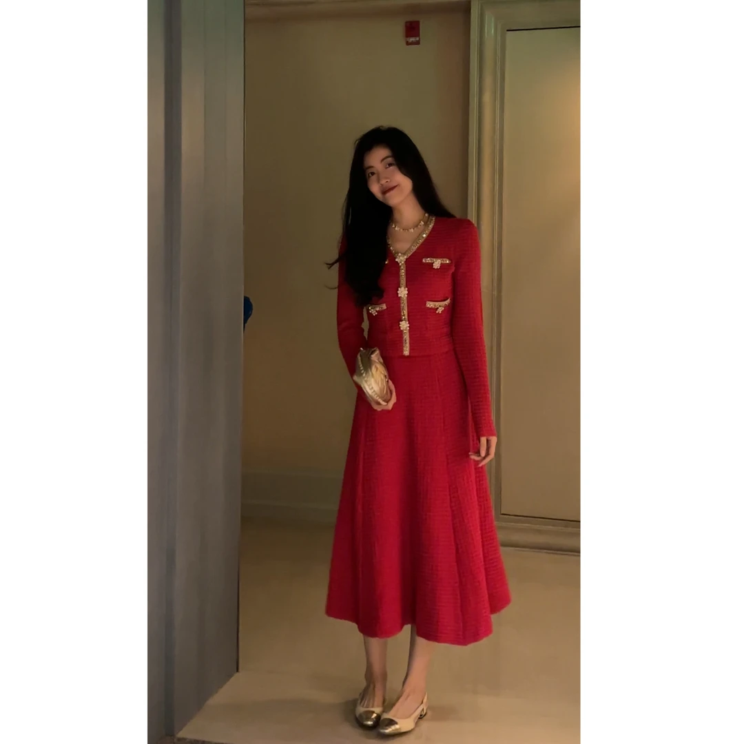 【N·COU】24冬新款【有一种红】V领拼金珠片织带半裙套装DY21880-1