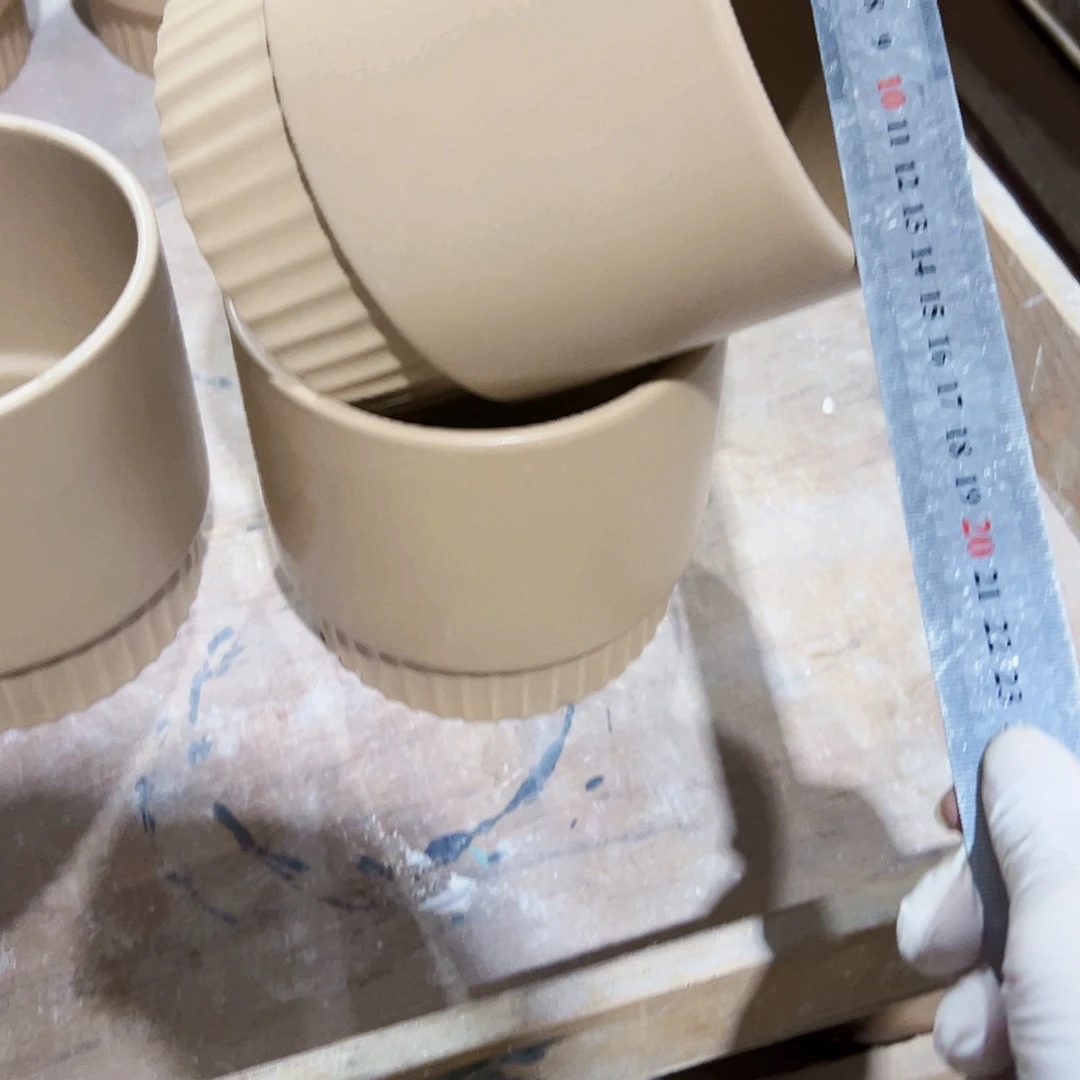 有孔，外贸尾单陶瓷花盆凑单10米包邮