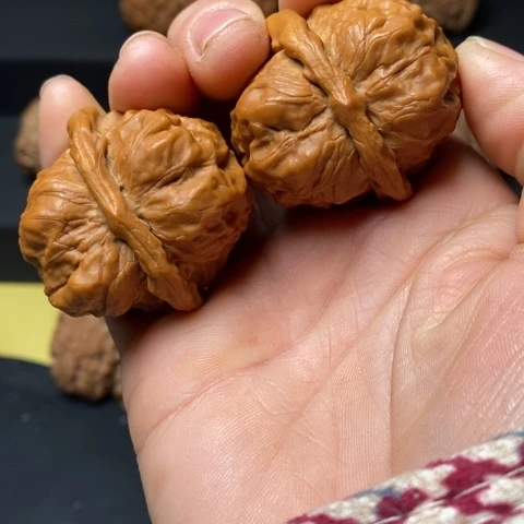文玩核桃蛤膜头尺40