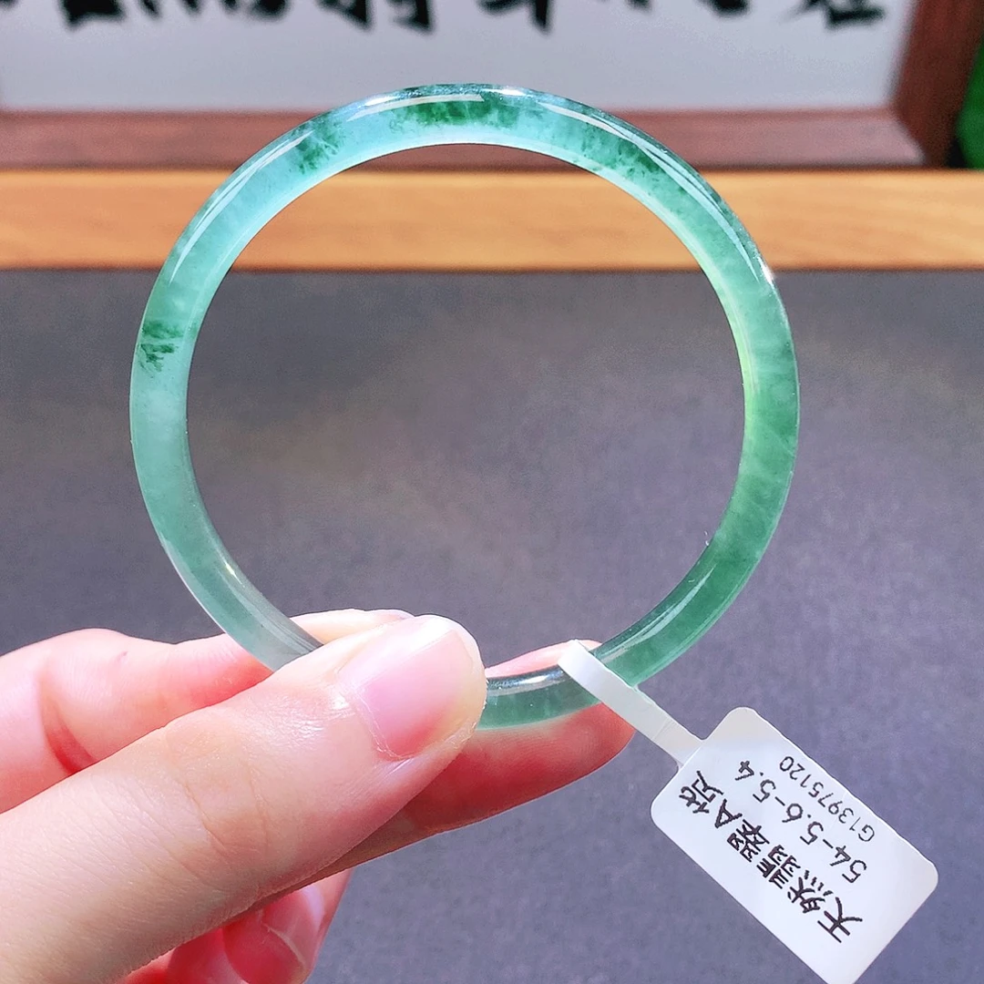 翡翠未镶嵌手镯天然翡翠