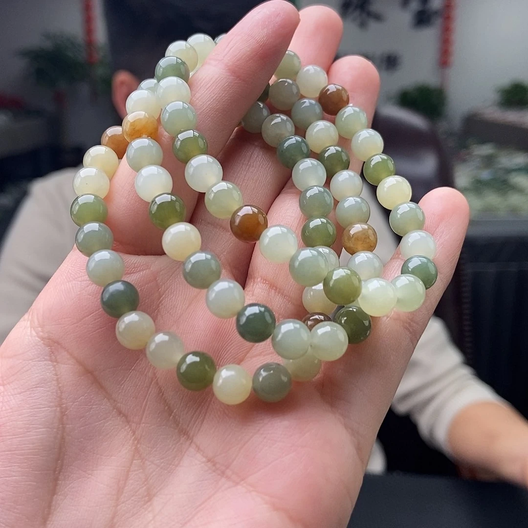 和田玉颜色多样性发拍一发一未镶嵌