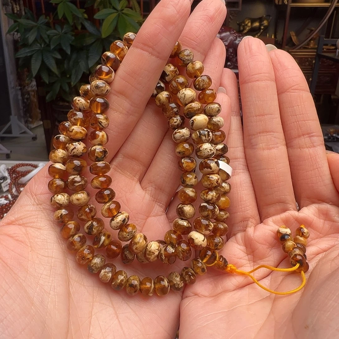 ****匀琥珀未镶嵌裸石抚顺琥珀20383七